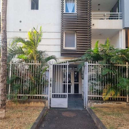 Chambre Chez L'Habitant Cosy Et Moderne, Vue Sur Montagne Saint-Denis Exteriör bild